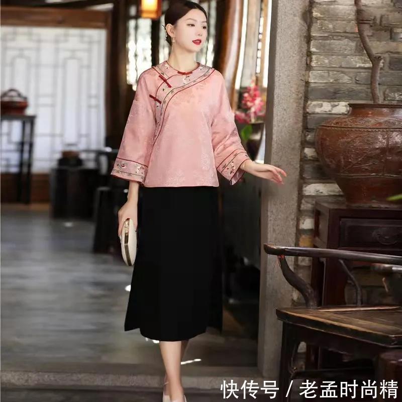 与众不同|深度解析两件套旗袍,自在体验生活的穿着舒适原生态,与众不同!