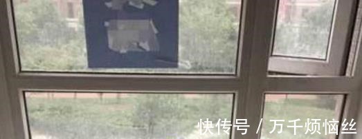 装修|工人装飘窗时多留一个小孔,业主问完原因,二话不说多给他100块!