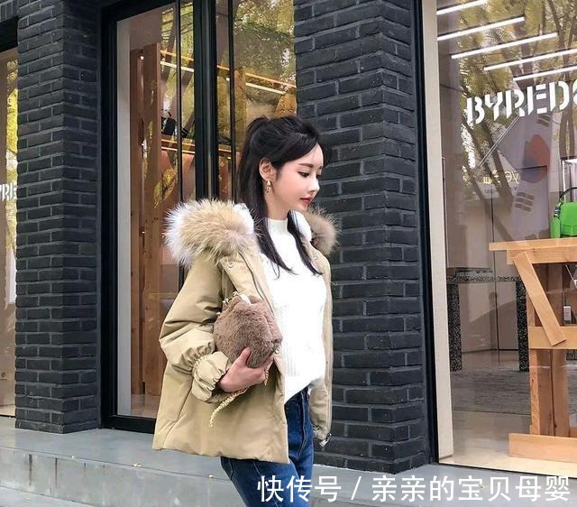 搭配派|优雅女神孙允珠牛仔裤搭配派克服，既然这么有少女感