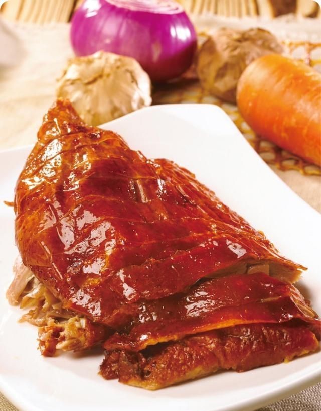 广式|广式烧鹅这样做,皮脆肉嫩,肥而不腻,作为吃货必吃的美食