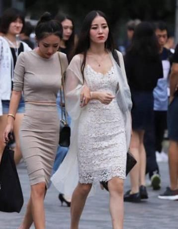 雅致|成熟文雅美女小姐姐,穿搭出清新雅致田园风,休闲又漂亮!