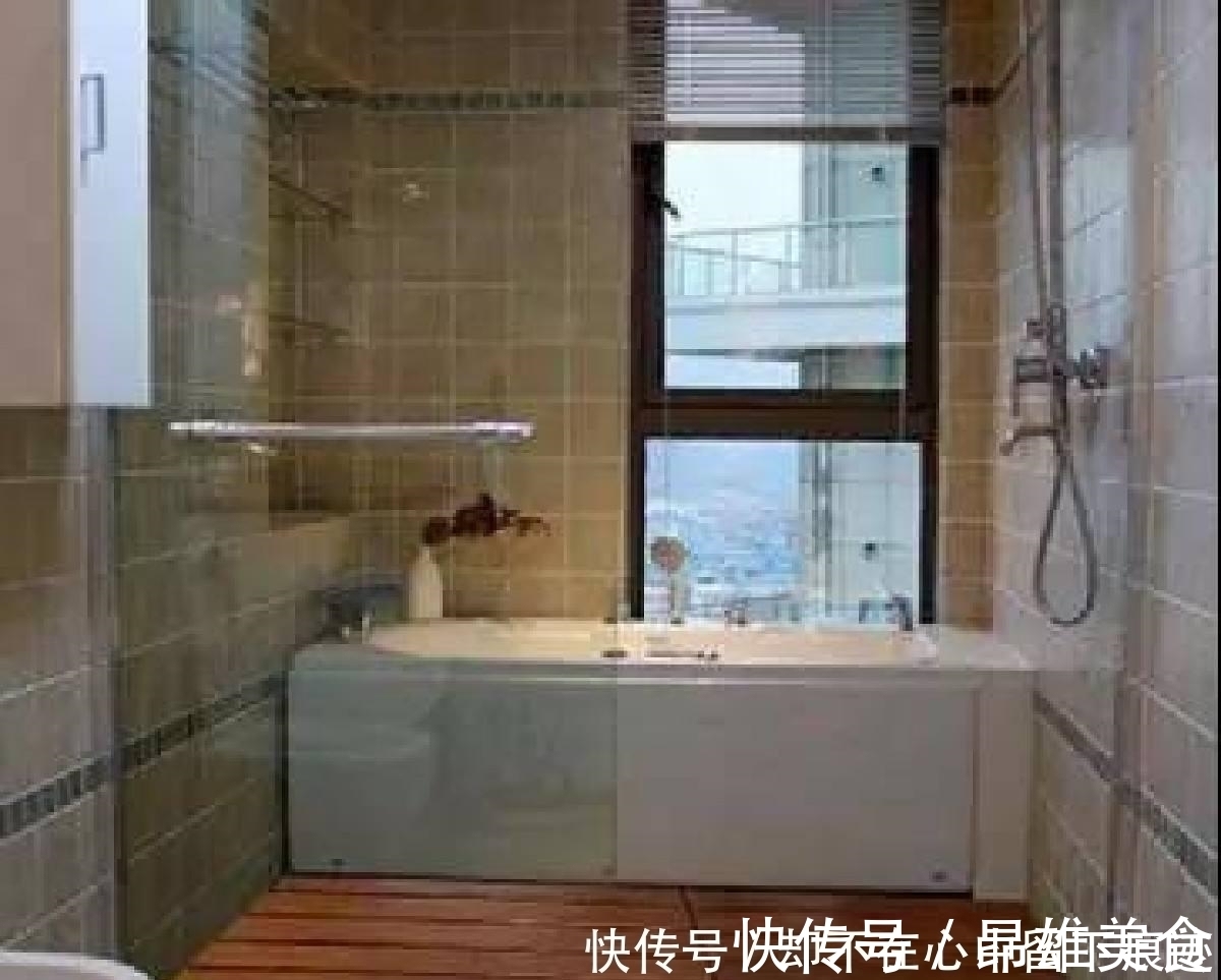装修|越来越多人卫生间装修不贴瓷砖,他们都爱这样设计,不得不说聪明
