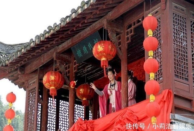 上联&宰相的女儿出上联征婚,乞丐给出下联令才女赞叹不已