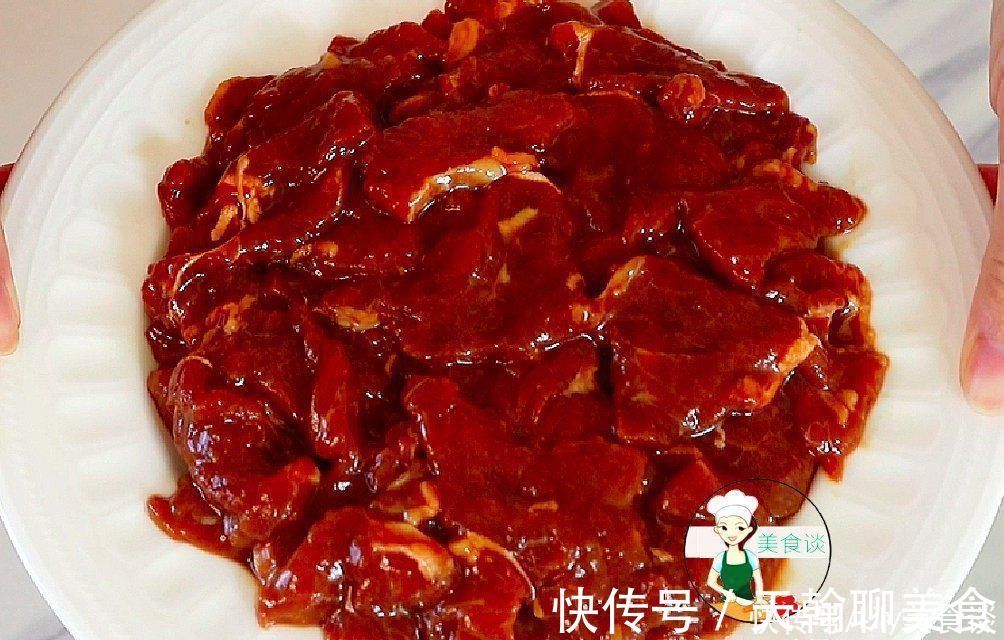 鲜嫩|牛肉怎么腌才更鲜嫩？大厨10年经验分享，不干不柴，鲜嫩又入味