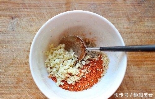 简单|好菜缺蘸料?教你调制万能蘸料,蘸啥啥香做法还简单