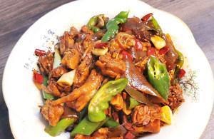 家常鸡肉菜谱，炒鸡，简单营养美味，比大盘鸡好吃，吃不够