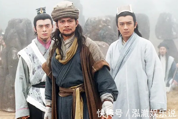 名字@难怪乔峰结局非死不可,将他们三兄弟的名字连起来,读一遍就懂了