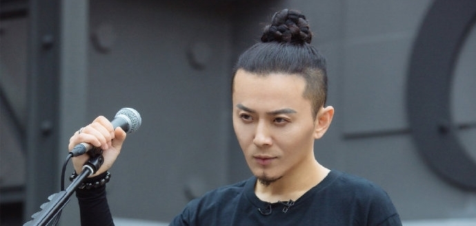 敖犬|《哥哥》一公到五公，共淘汰了9人，有人是意難平，有人一路躺贏