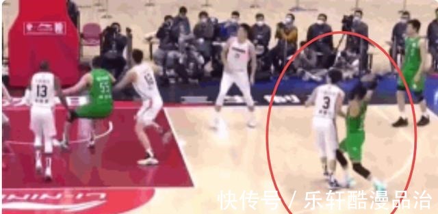 破案|破案了,胡明轩故意垫脚郭艾伦慢镜头还原真相,艾伦反应给答案