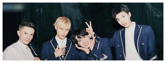 韩美娟直播连麦营内好友,被利路修拒绝后,人品无端遭受质疑