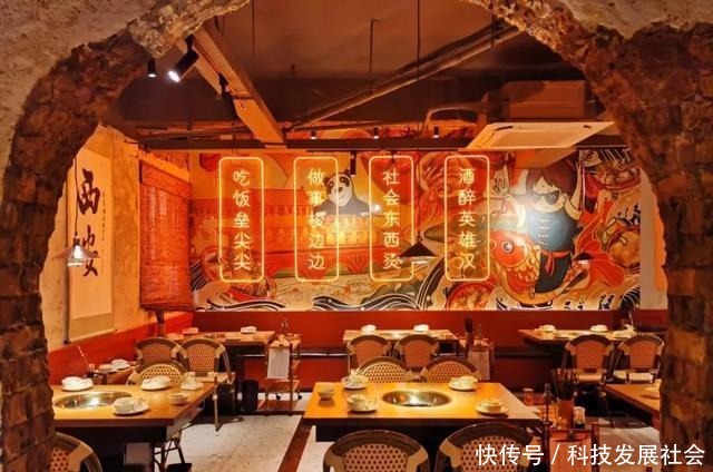 西安藏得最深的吃喝玩乐一条街,离SKP就200米!