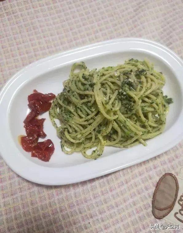 这么快就能准备好全家人一周的饭!看这三位妈妈的高效“备餐法”