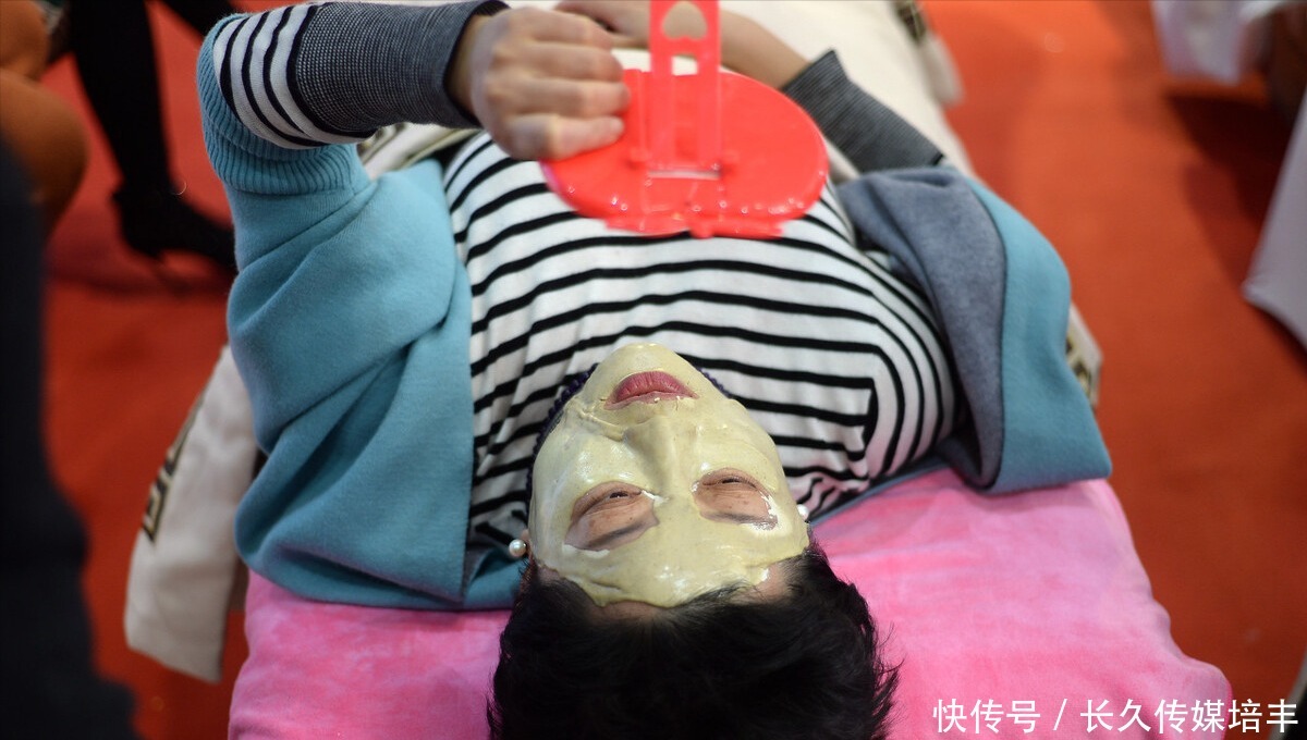 化妆品|现在是拼素颜的时候了，养成这些好习惯，不化妆也可以自信出门