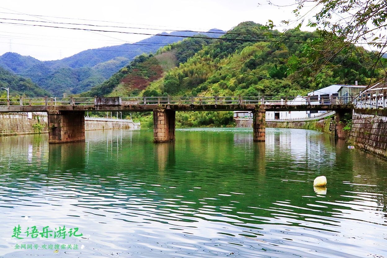 宁波|号称剡溪畔最美古村之一，浙江这个乡村山明水秀，成宁波热门景点