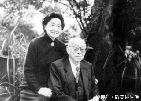 回乡|张作霖孙子64岁回乡祭祖,在祖坟前大喊9个字,让人无不动容