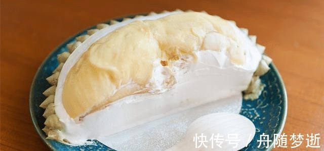 咖啡|血脂高是省出来的!专家提醒这3类食物,无论多不舍得都要扔掉!