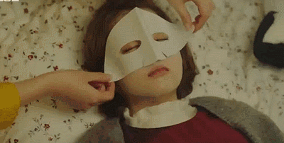 新奇!你们造么,面膜居然还分「正反面」的?