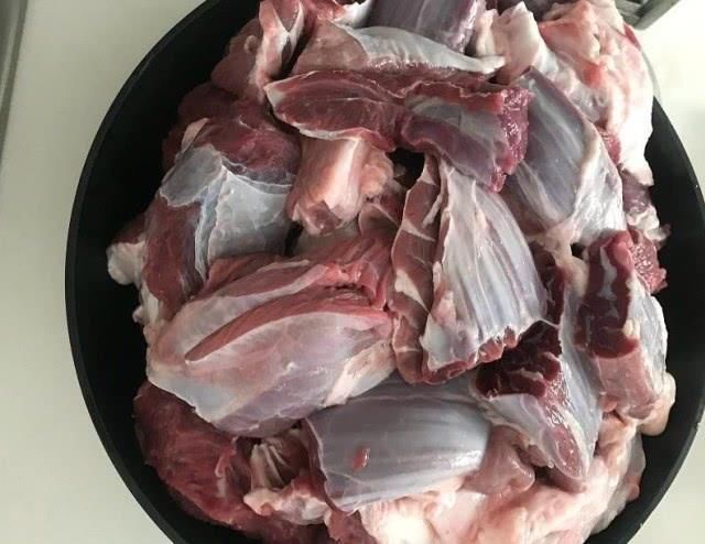 猪肉搁冰箱里头能冻多久时间长到你不敢信,但是不建议存这么久