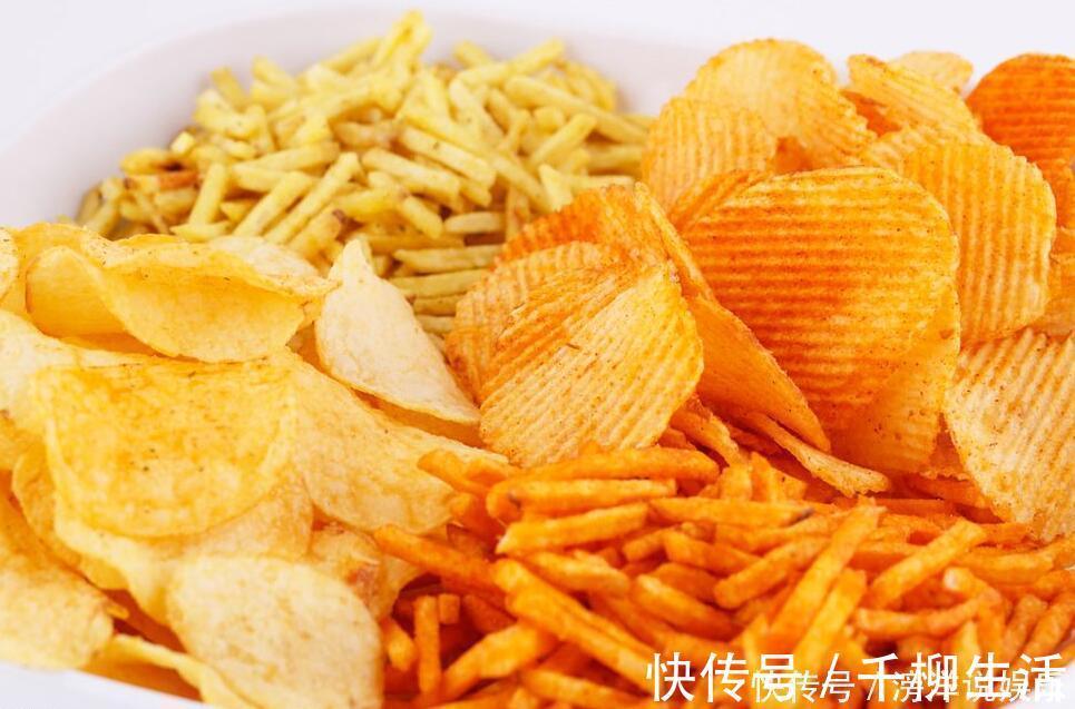 身孕|女性有身孕之后，尽量别贪吃3种食物，可能会损害胎儿大脑发育