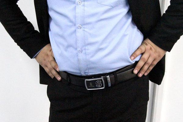 喝水|男人老不老,看“下半身”就知道,显而易见的现象,藏都藏不住