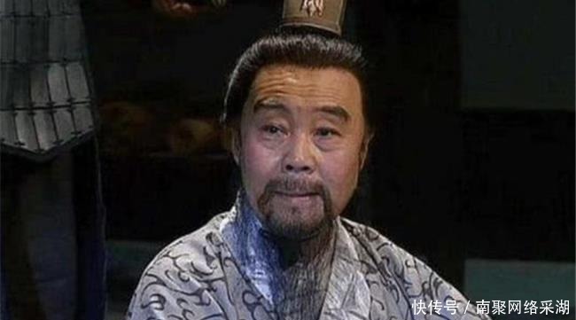 偷偷|皇帝偷偷给宰相的衣服烫了个洞,一年后发现还在,遂下令:开库房