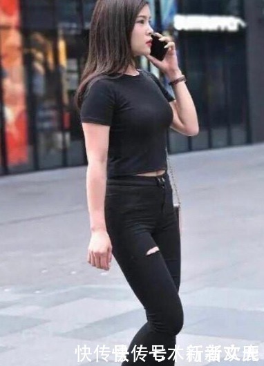 牛仔裤适合各种搭配,凸显女性时尚甜美的气质