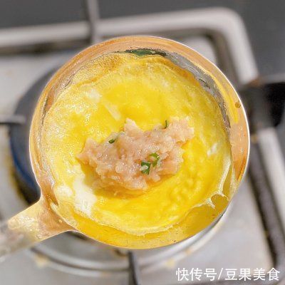 原来做年夜菜｜金玉满堂·0失败黄金蛋饺这么简单