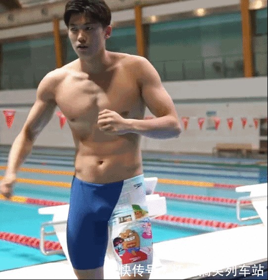 vlog|絕了！今年奧運(yùn)健兒隔離被逼發(fā)短視頻？有人曬身材！還有人寫(xiě)總結(jié)