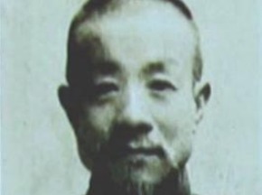 杜月笙|此人用一把菜刀杀了恩人，却受到了杜月笙的保护，晚年开了家烟厂