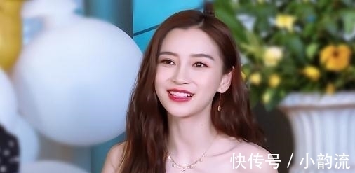 《奔跑吧》终于拿出杀手锏，AngelaBaby肉色连衣裙，直角肩太迷人