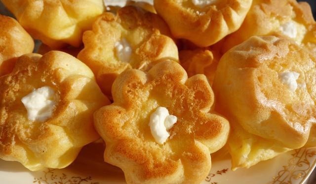 面粉别总做面条,试试做成甜点,入口即化,孩子特别喜欢吃