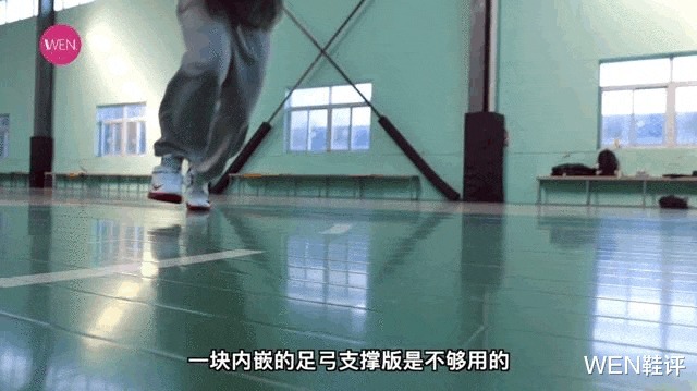 nike 加块气垫就无敌了？300不到的冷门鞋款究竟哪里吸引人