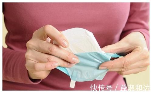 经血|女性月经期间，就算再喜欢，这四种水也都别碰，否则子宫会很遭罪