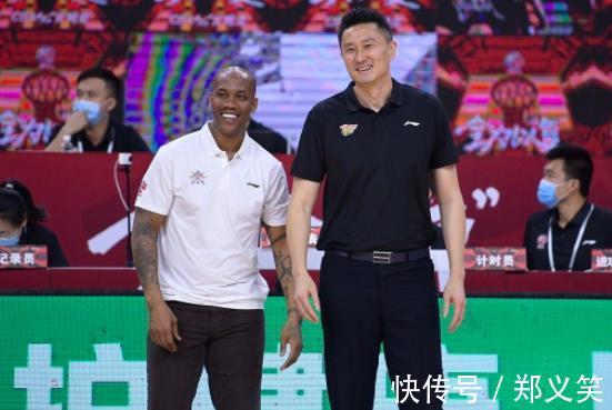 广东|马布里结怨广东10年!破口大骂杜锋,黑脚踢易建联,两次骂李春江