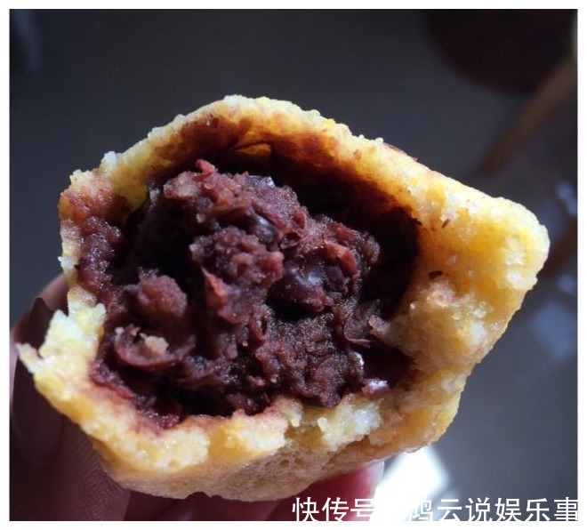 白面|2分钟学会做粘豆包，比蒸馒头还简单，黏糯香甜，大人小孩都爱吃