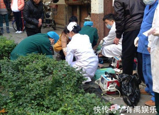 圈圈|3岁儿子从楼上坠楼,妈妈大喊“不准扶”,医生却夸赞妈妈做得好