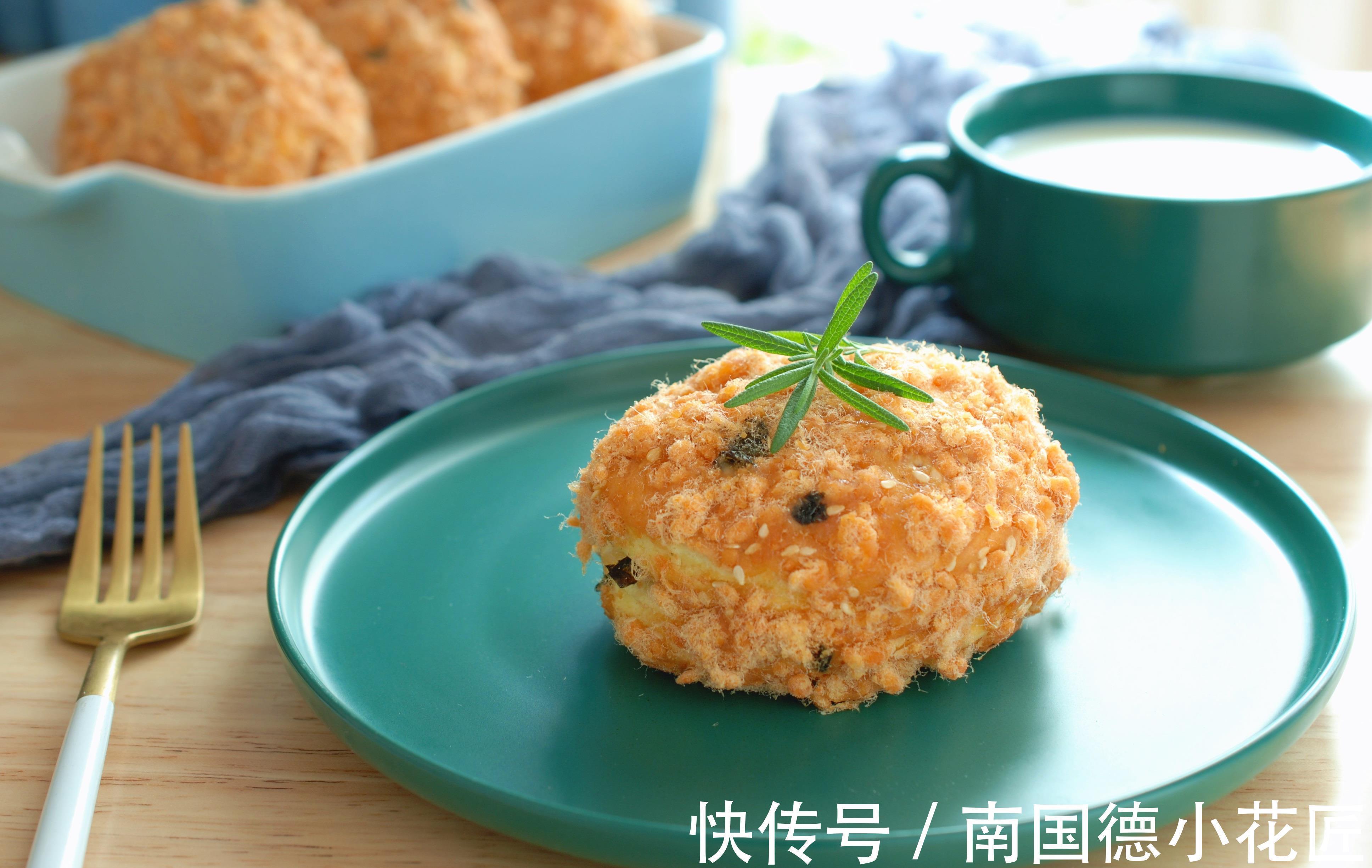 28块钱买了一斤肉松小贝,花了8块钱自己做了2斤,真简单