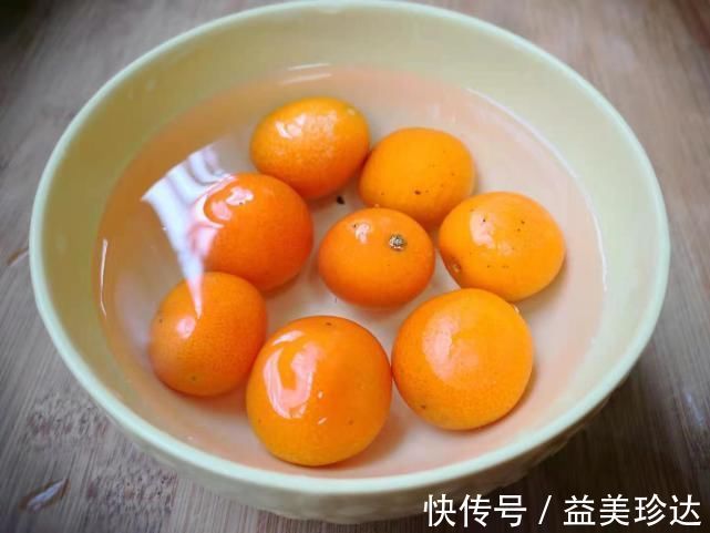 奶奶|咳嗽总不好?80岁奶奶:两种食材一起煮,清热润肺,全家人不咳嗽