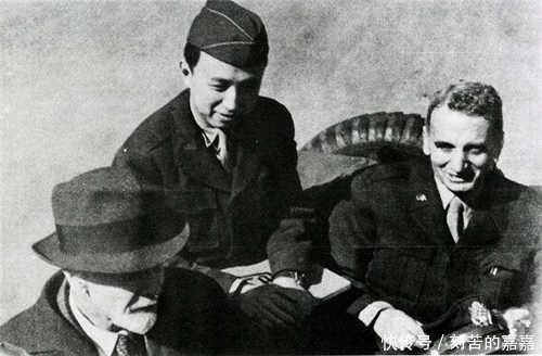 衡水中学!钱学森的物理试卷曝光,这字体堪比“印刷体”,与书法家不相上下