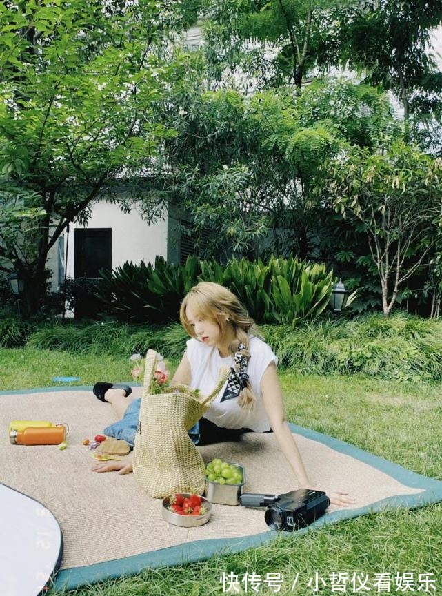 刘海|发型还在拉低颜值?3个加分细节巨显脸小,时髦感翻倍不输女明星