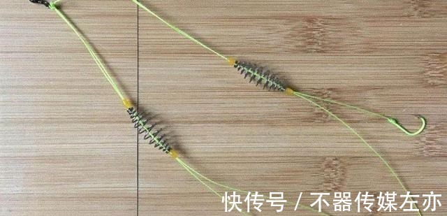 弹簧|野钓鲢鳙，鱼钩、弹簧、毛刷钓组哪种好用？