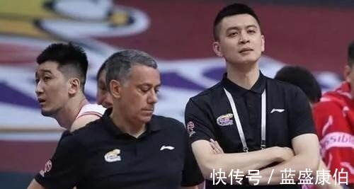 赵继伟|敢把赵继伟放替补的教练离开辽篮了!杨鸣是否只剩下在场边狂吼了!