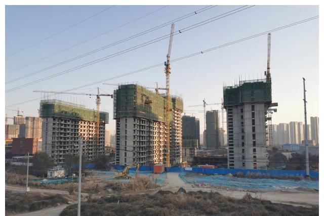 房价|不到一周的时间就降了53万,难道自己住的,涨跌真的没有关系吗