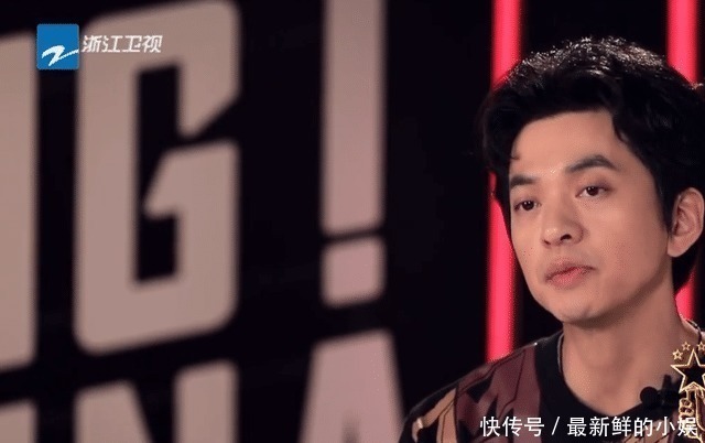 失誤|中國好聲音單依純演唱現場失誤，專業評審票數為何仍然這么高