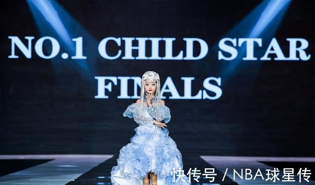 童星们|第一童星深圳总决赛,星光熠熠照亮童星梦想,华服绽放鹏城之光!
