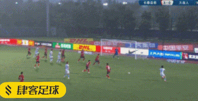 林良铭|儒尼奥尔双响！亚泰3-1大连人暂升榜首