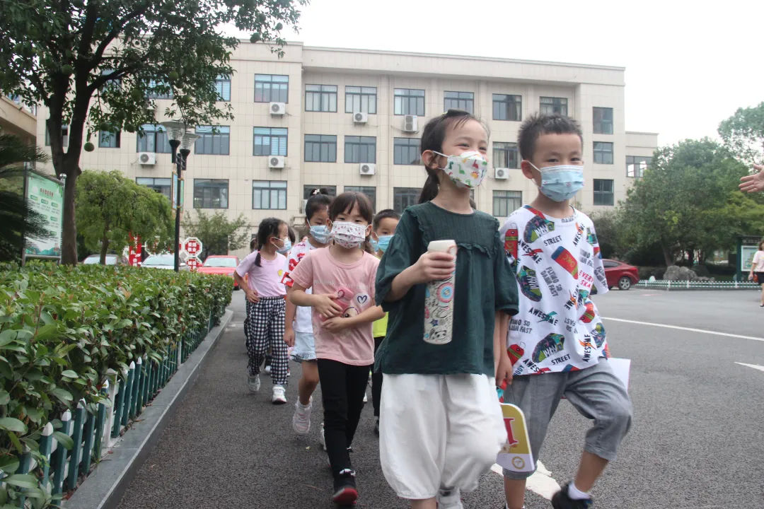 中小学|“双减”政策落地，看看桐乡中小学新变化→