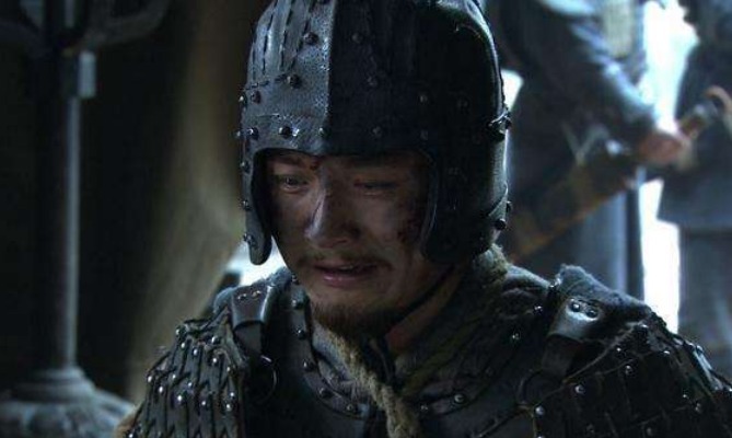 司马懿|诸葛亮空城计!司马懿看到后为何直接撤兵?只因这两人露出了破绽