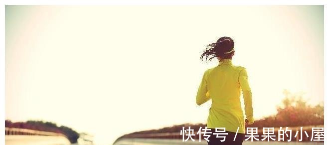 发福|为何女人一到中年就“发福”？做好4点，助你悄悄变成“瘦美人”