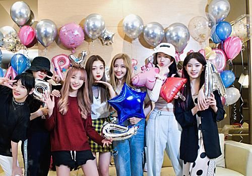 行程|硬糖少女303公布8月行程,只有4个人有单独行程,陈卓璇优秀